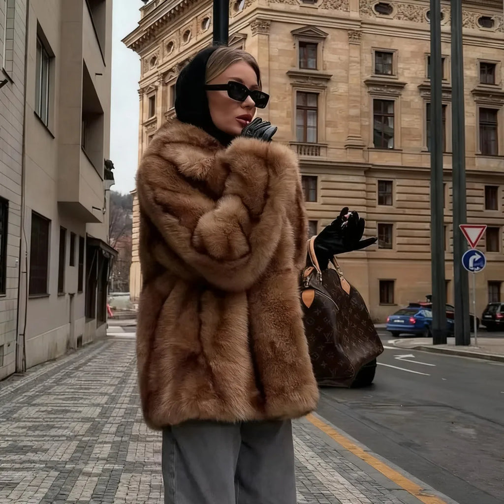 Pual marca de luxo moda feminina amarelo listrado jaqueta de pele do falso casaco chique meninas 2025 inverno oversized quente outerwear casaco