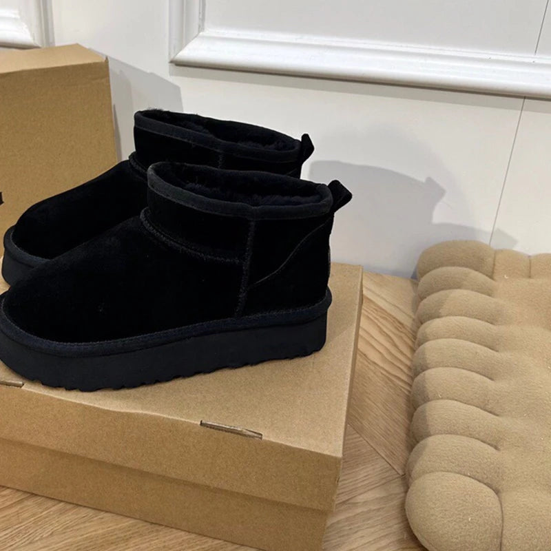 Botas de neve de inverno para mulher KZZO, em couro de pele de ovelha, com plataforma, modelo mini, forradas com pele de ovelha natural, casuais, com sola grossa, botas de cano curto e quentes.