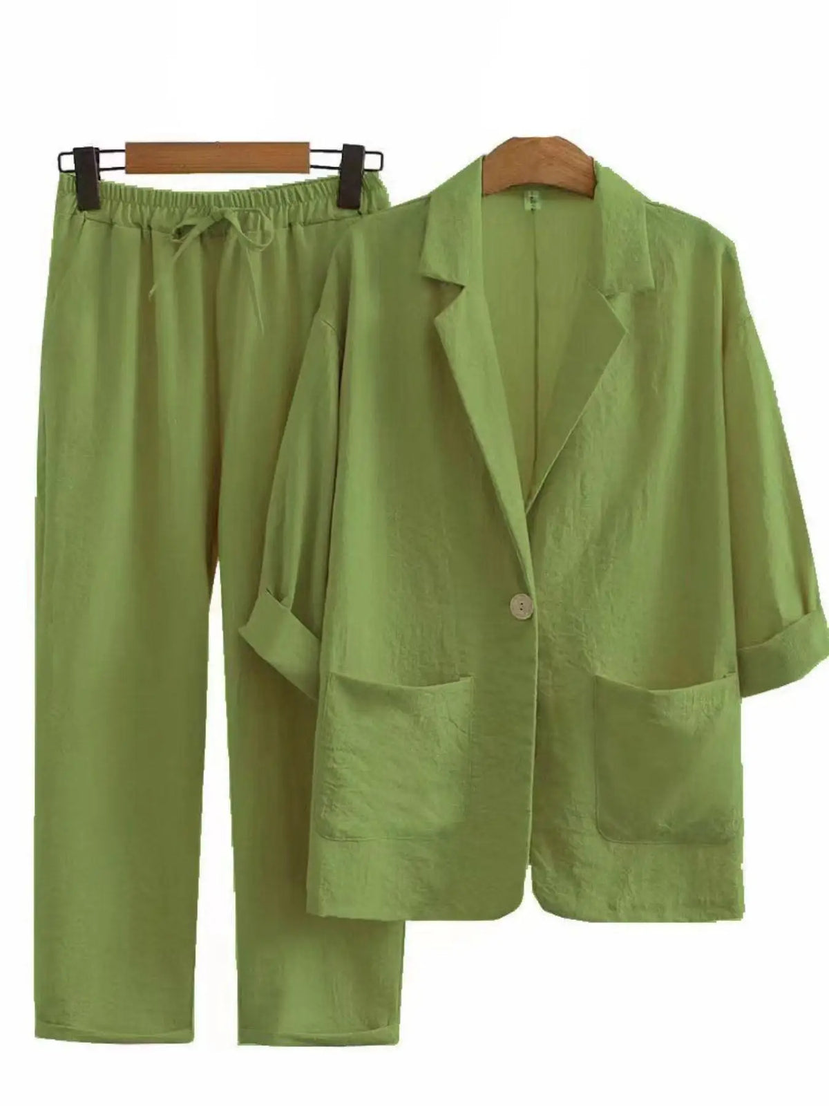 NOVO CONJUNTO FEMININO DE OUTONO CASUAL PARA O DIA A DIA EM ALGODÃO E LINHO, COM BLAZER E CALÇA, DESIGN ELEGANTE COM GOLA DE BLAZER