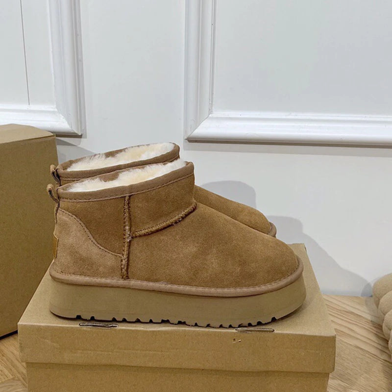 Botas de neve de inverno para mulher KZZO, em couro de pele de ovelha, com plataforma, modelo mini, forradas com pele de ovelha natural, casuais, com sola grossa, botas de cano curto e quentes.